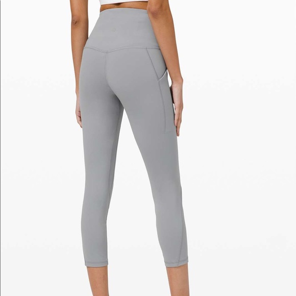 Lululemon align crop 23” with pockets size 4 - Picture 2 of 8